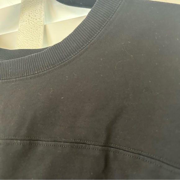 Offline by Aerie Muscle T-Shirt Black Cropped Top Large - Picture 3 of 7